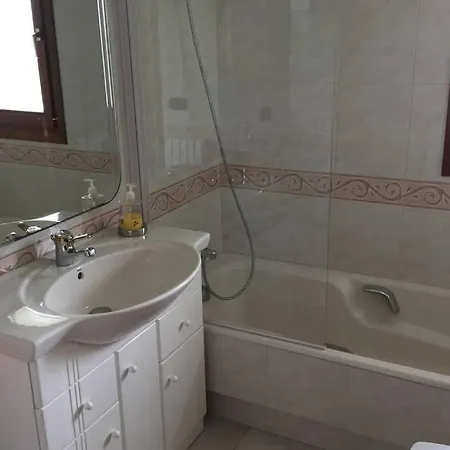 וילה Standing Villa In Hondarribia. הונדאריבה